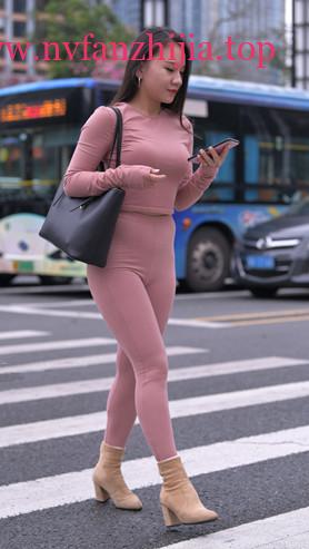 粉色瑜伽裤美臀小姐姐【套图 视频】